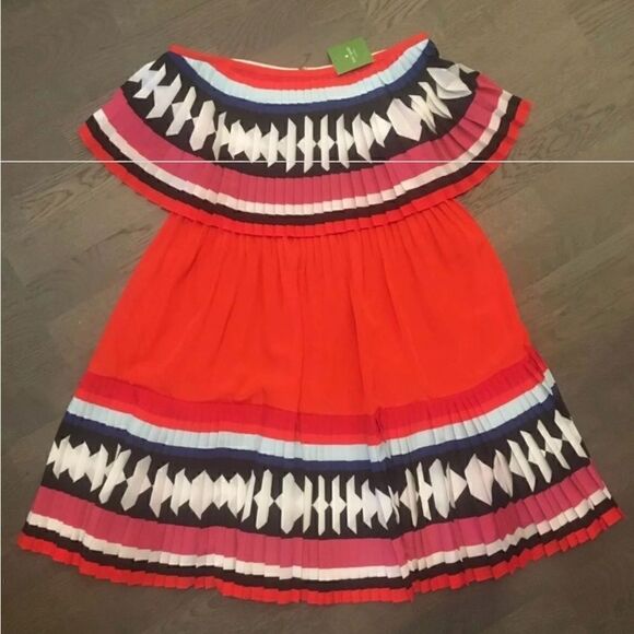 ⭐️⭐️HOST PICK ⭐️⭐️ NWT Kate Spade New York Strapless Pleated Knee Length Dress - Picture 5 of 9